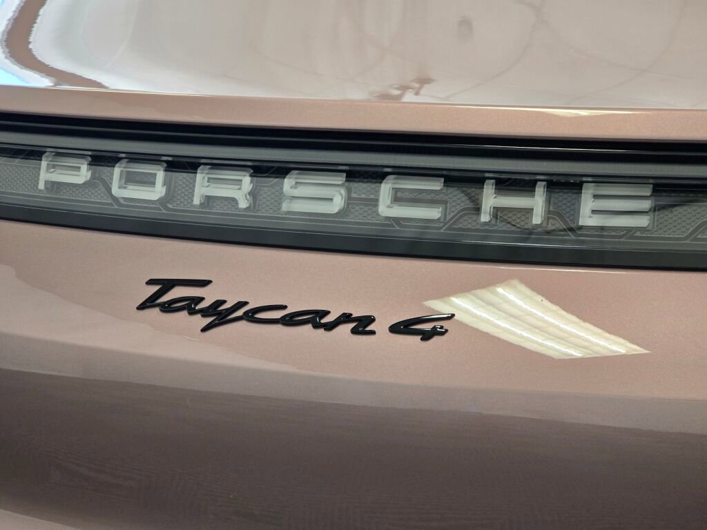 New 2025 Porsche Taycan image 20