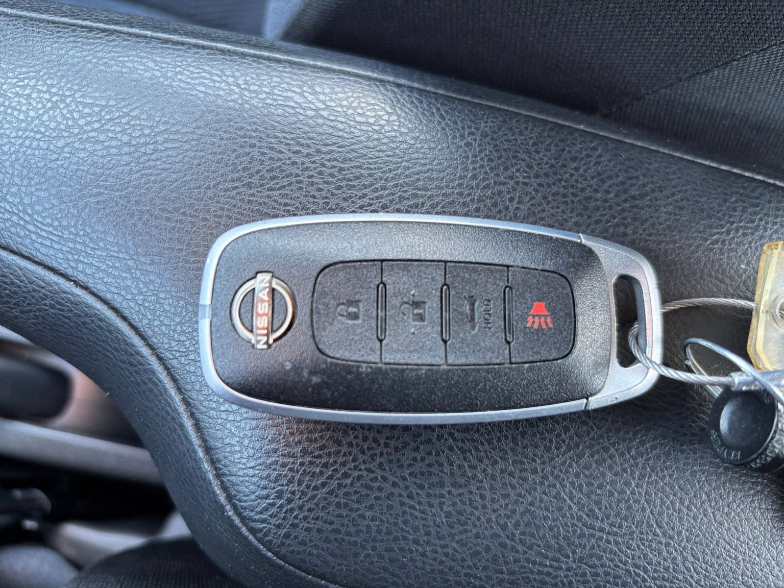 Used 2025 Nissan Versa SV FWD image 20