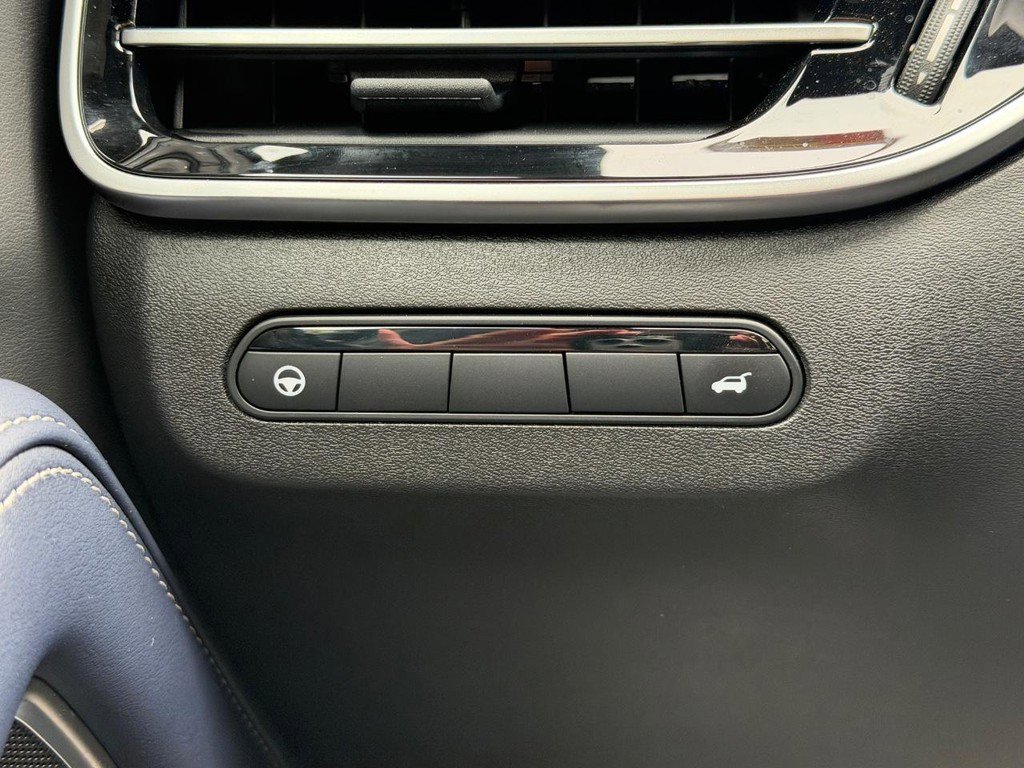 Used 2026 INFINITI QX60 Sport AWD/4WD image 19