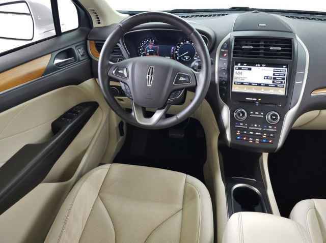 Used 2016 Lincoln MKC Reserve w/ Lincoln MKC Climate Package AWD/4WD image 18