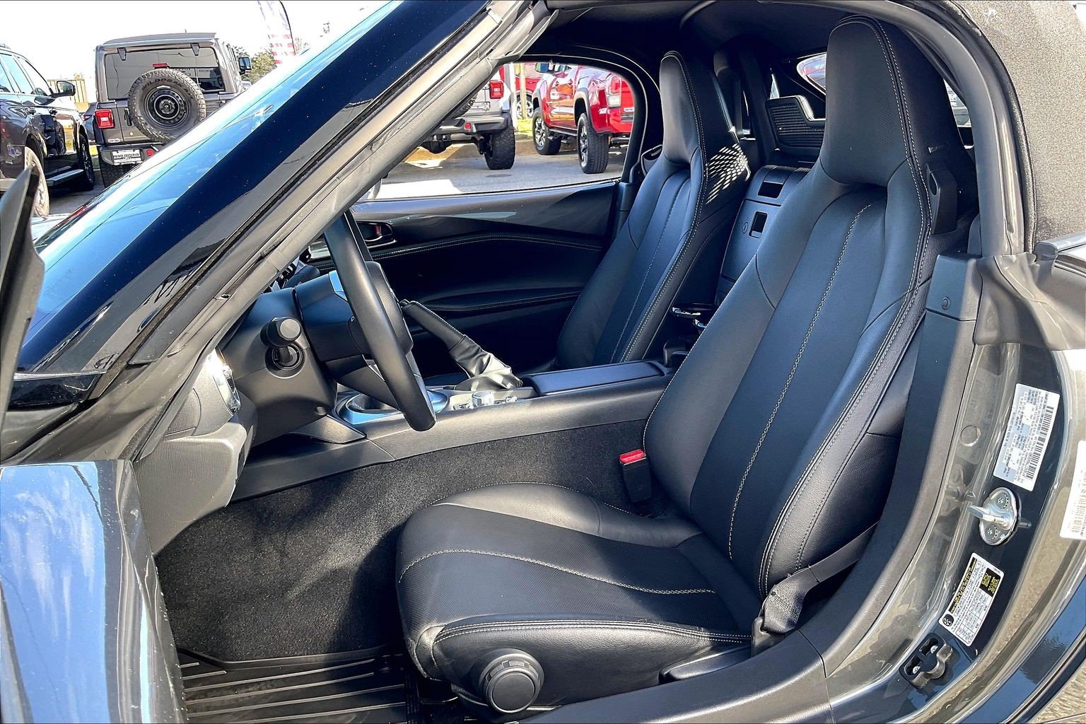 Used 2021 MAZDA MX-5 Miata Grand Touring RWD image 22