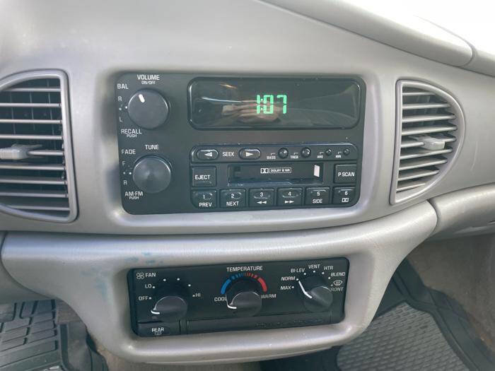 Used 1998 Buick Century Custom FWD image 35