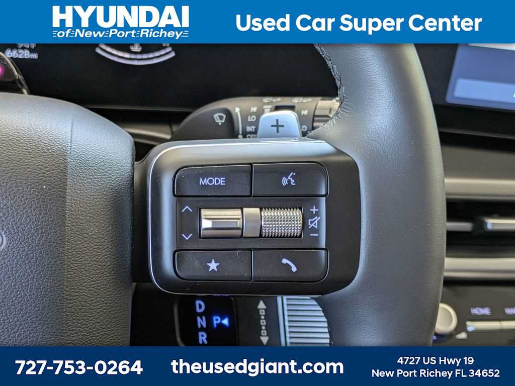 Used 2025 Hyundai Santa Fe SEL w/ Tow & Go Package FWD image 35