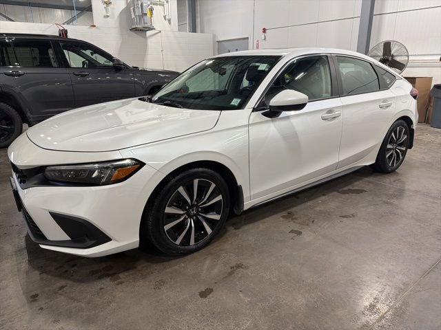 Used 2023 Honda Civic EX-L image 2