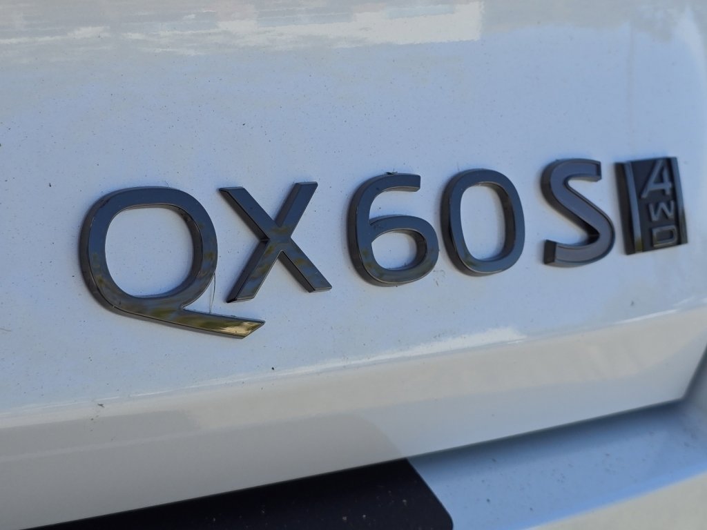 New 2026 INFINITI QX60 Sport image 13