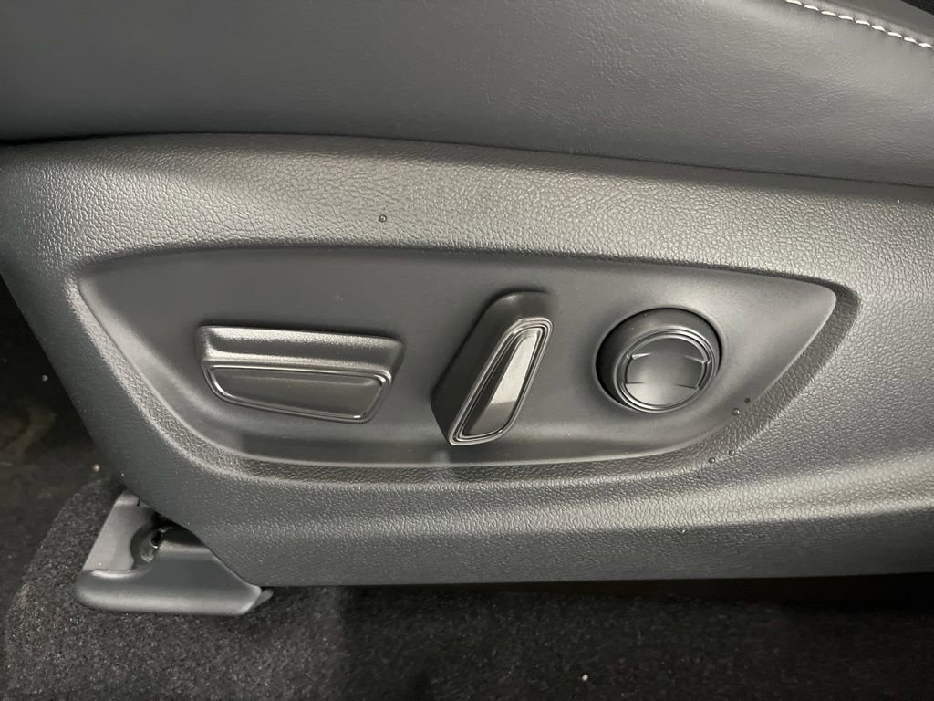 New 2026 Toyota Crown Signia image 20