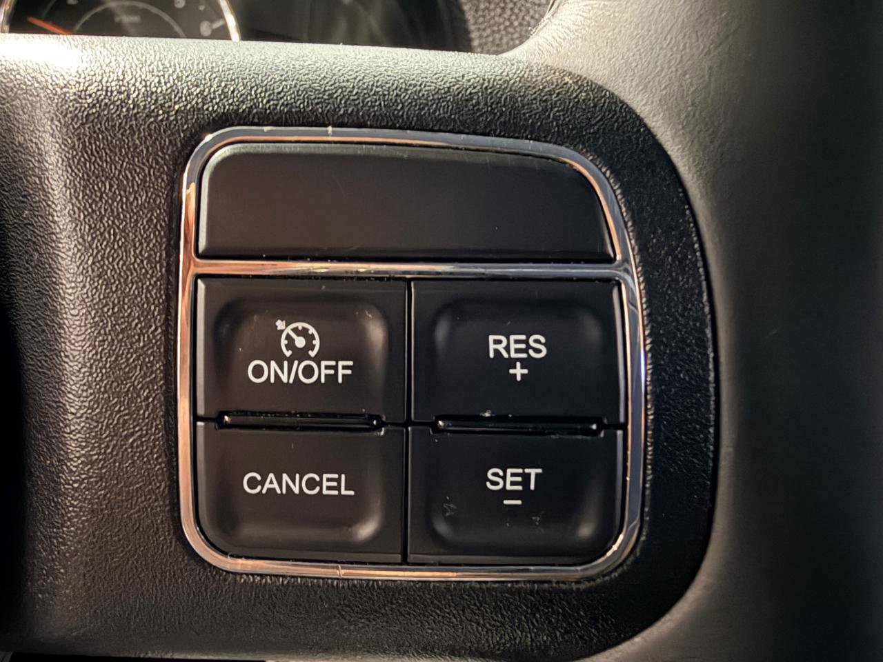 Used 2014 Jeep Wrangler Sahara w/ Connectivity Group AWD/4WD image 30
