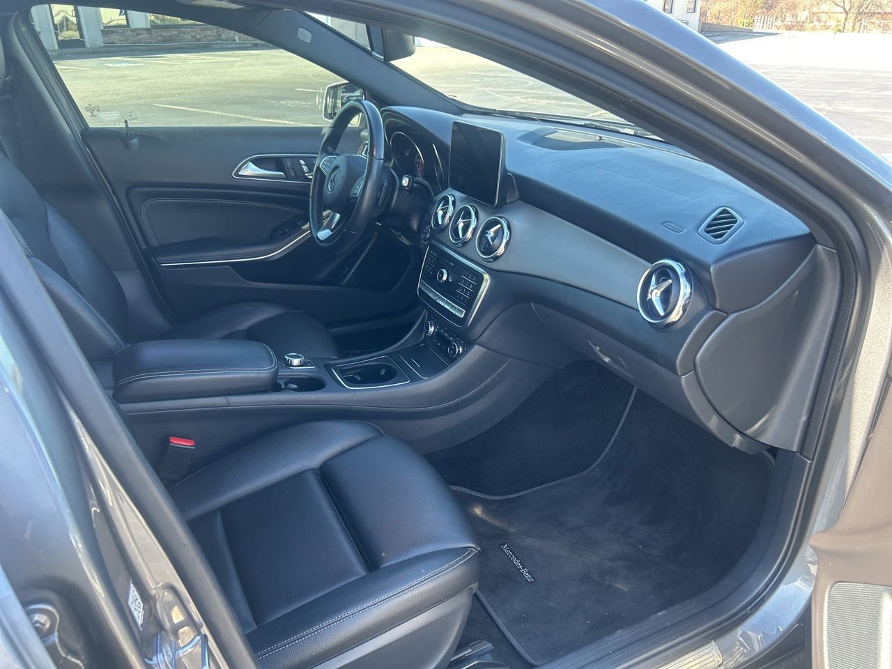 Used 2020 Mercedes-Benz GLA 250 GLA 250 image 16