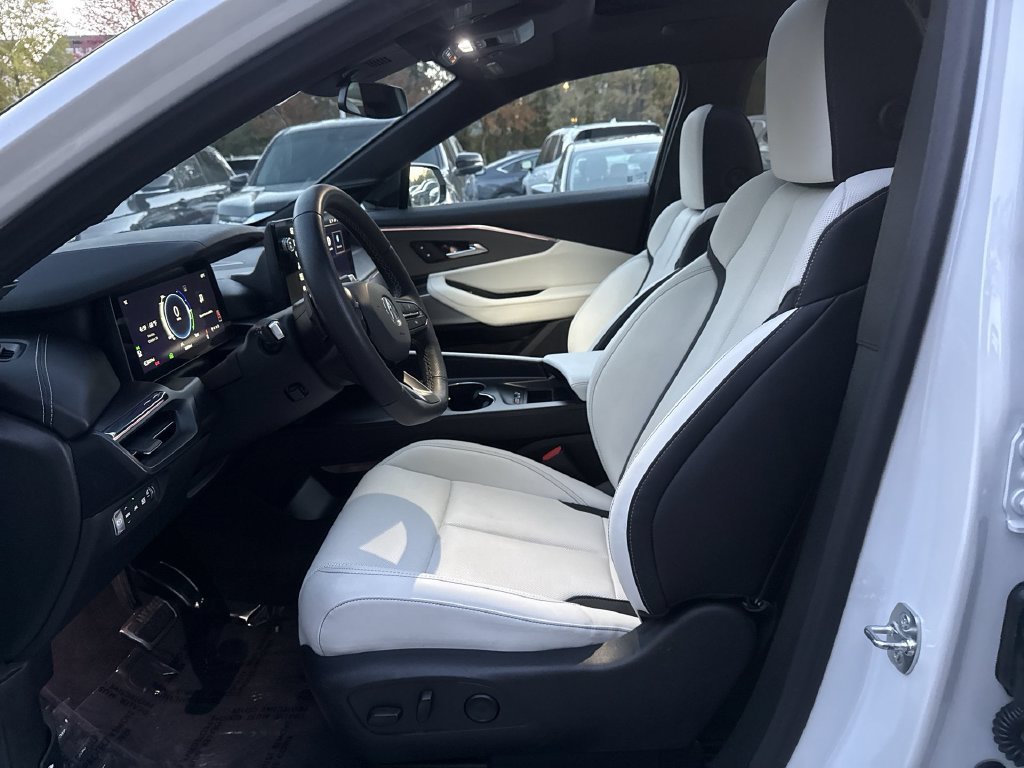 Used 2024 Acura ZDX A-Spec AWD/4WD image 13