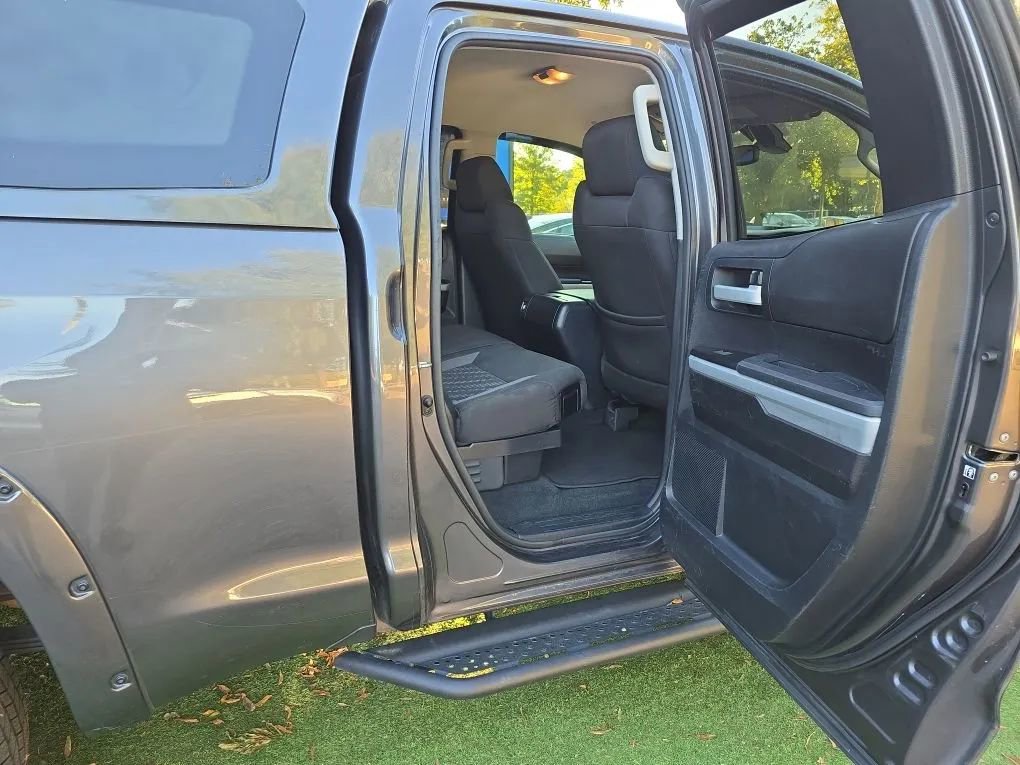 Used 2019 Toyota Tundra Limited image 36
