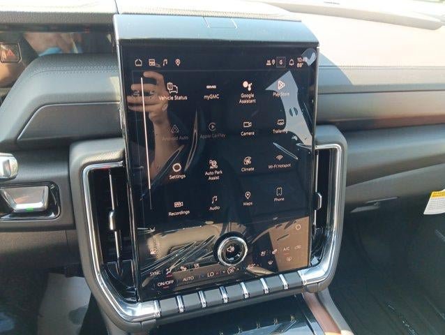 New 2026 GMC Yukon XL Denali w/ Denali Reserve Package AWD/4WD image 10
