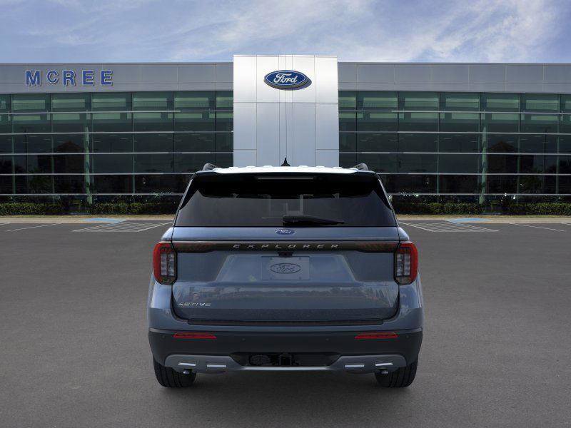 New 2026 Ford Explorer Active w/ Active Comfort Package image 5