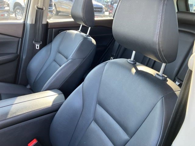 Used 2023 Nissan Rogue SL w/ SL Premium Package image 13