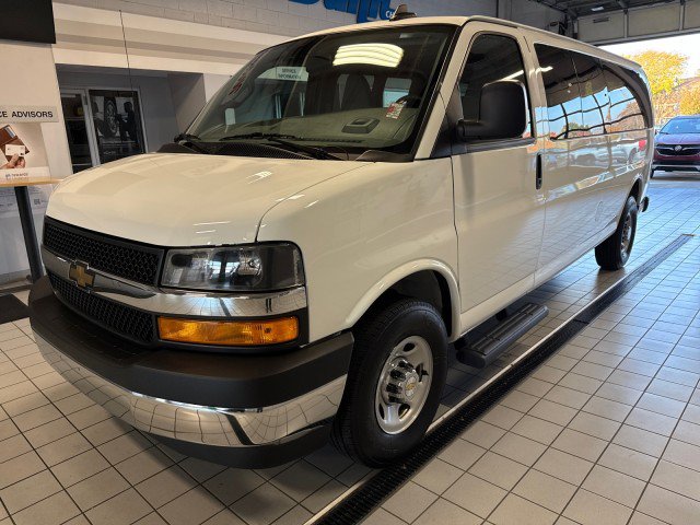 Used 2024 Chevrolet Express 3500 LT w/ LT Preferred Equipment Group image 7