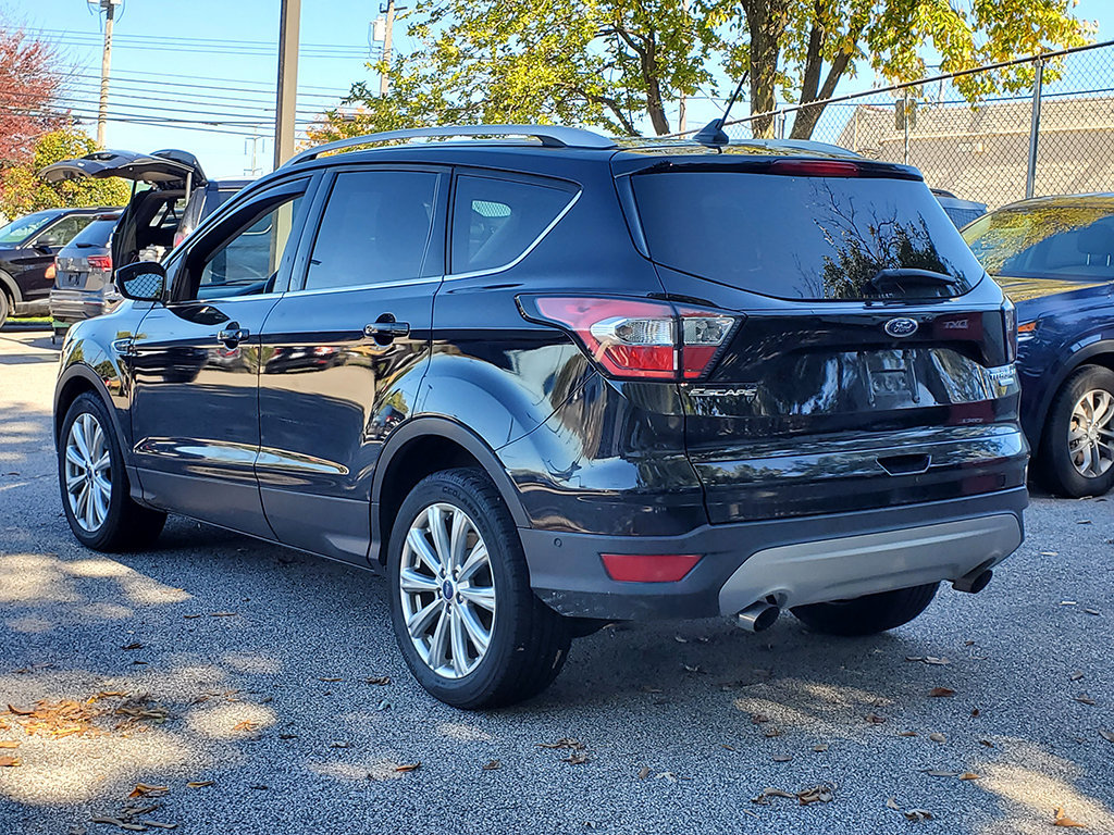 Certified 2018 Ford Escape Titanium FWD image 4