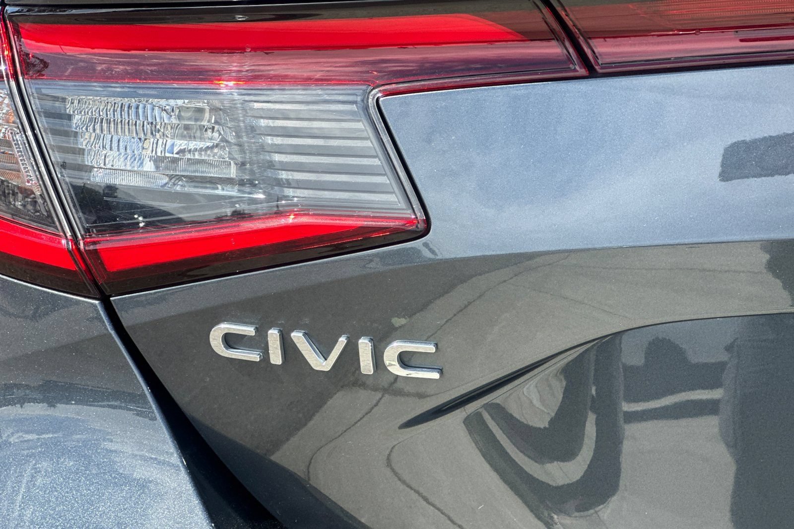 Certified 2025 Honda Civic Sport image 25