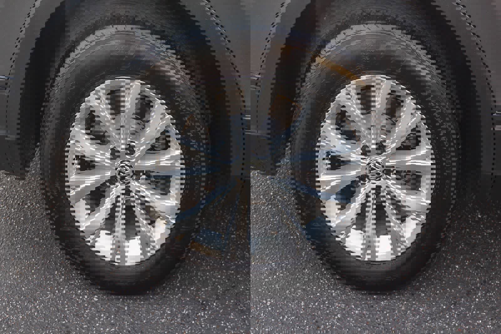 Used 2019 Volkswagen Tiguan S w/ Driver Assistance Package image 11