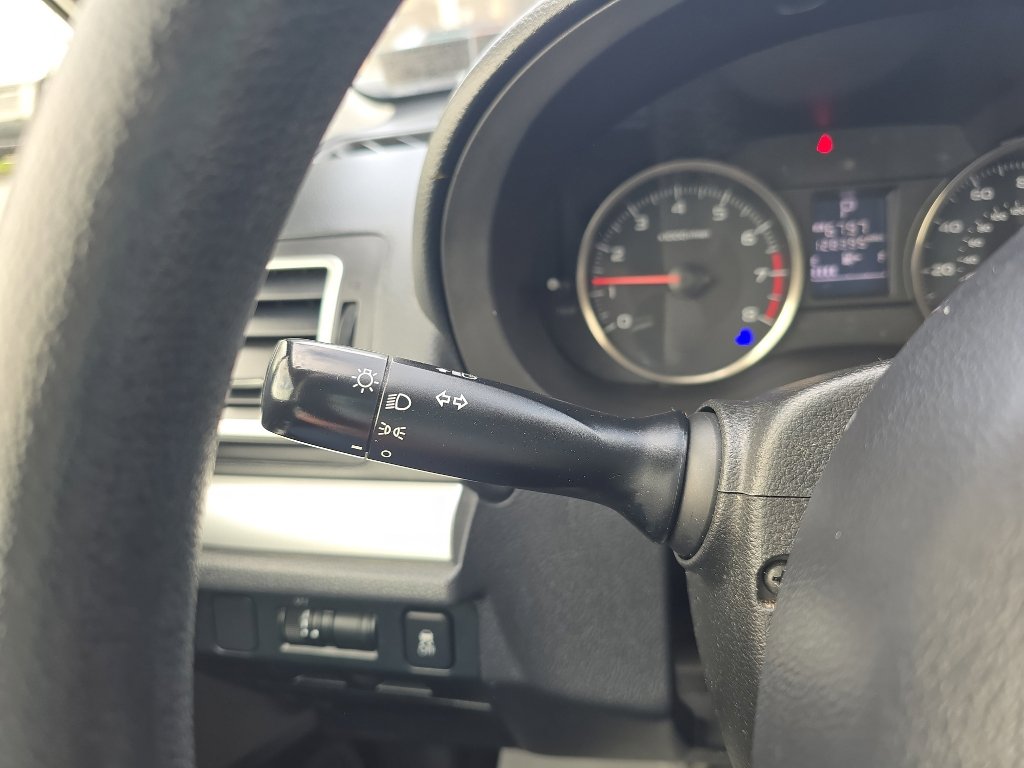 Used 2015 Subaru Impreza 2.0i Premium image 23