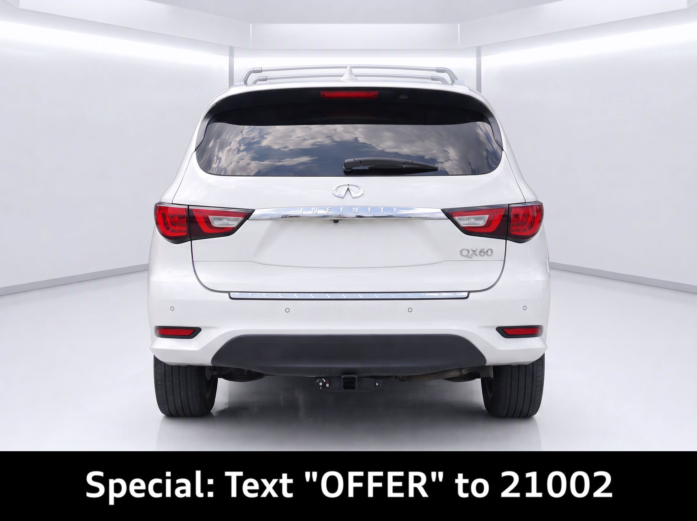 Used 2018 INFINITI QX60 Luxe w/ Deluxe Technology Package AWD/4WD image 7