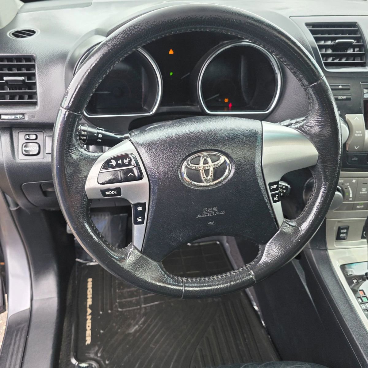 Used 2012 Toyota Highlander SE w/ Convenience Pkg AWD/4WD image 24