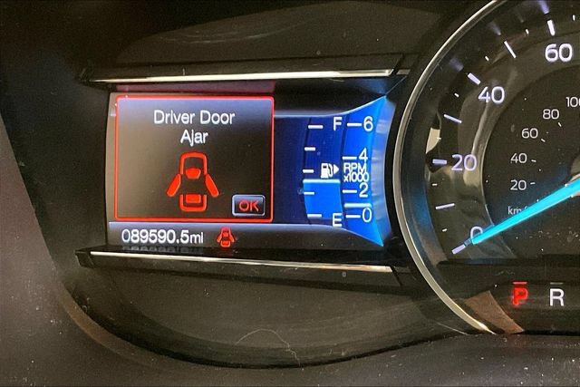 Used 2019 Ford Explorer Limited w/ Class III Trailer Tow Package AWD/4WD image 12