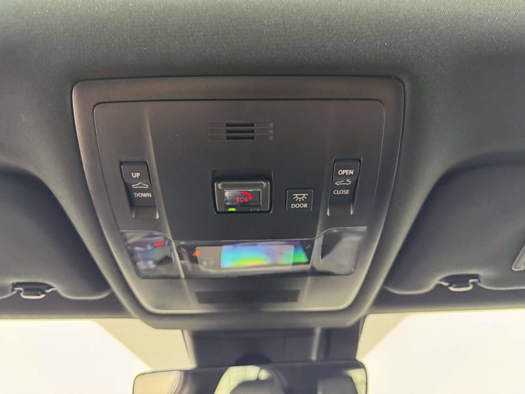 Used 2024 Lexus UX 250h AWD w/ Premium Package image 25
