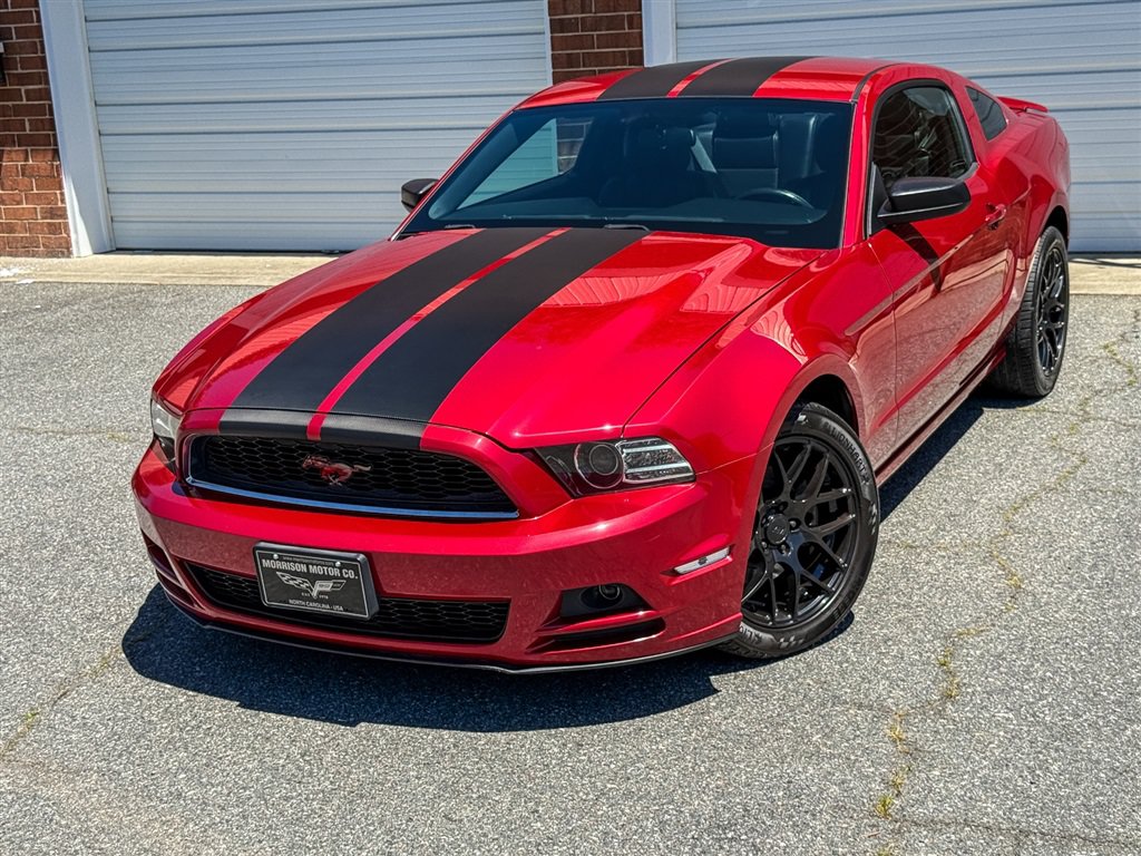 Used 2013 Ford Mustang Coupe RWD image 6