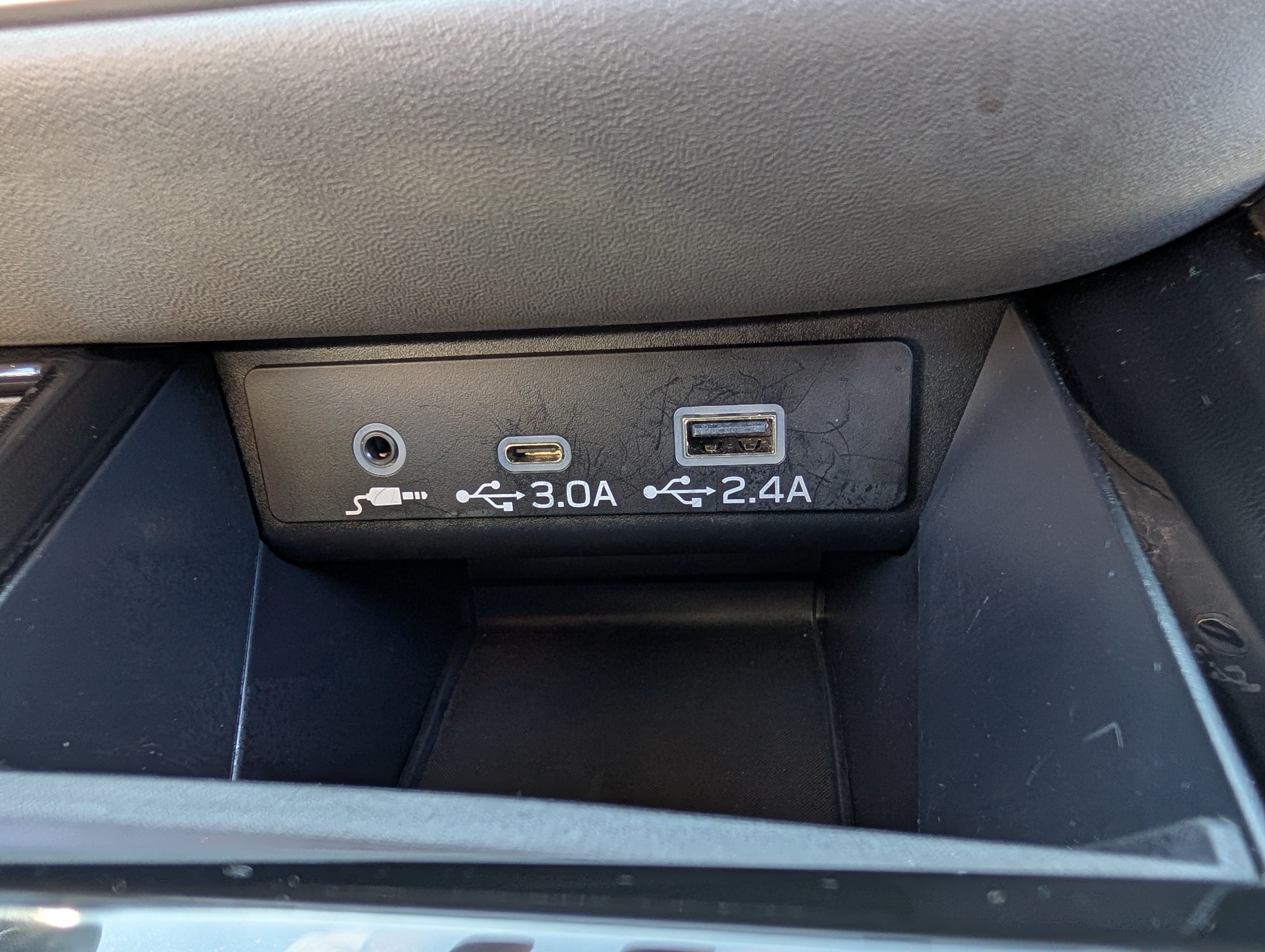 Certified 2025 Subaru Outback Onyx Edition AWD/4WD image 33