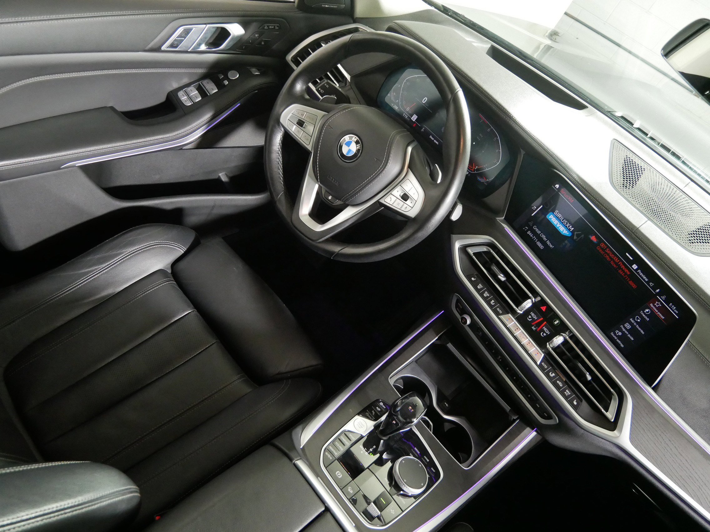 Used 2020 BMW X7 xDrive40i w/ Premium Package image 9