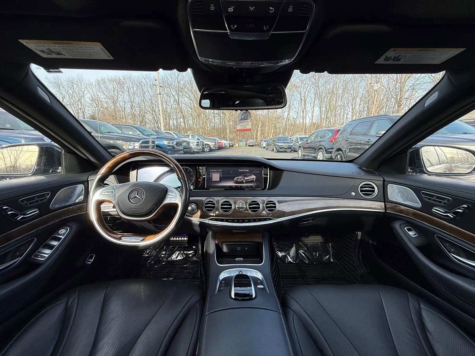 Used 2015 Mercedes-Benz S 550 4MATIC Sedan image 12