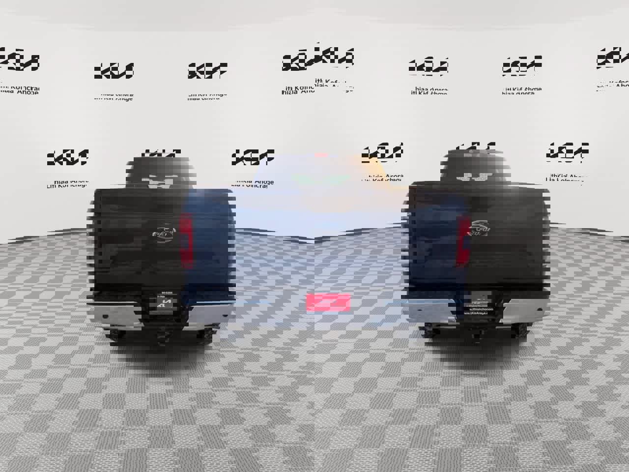 Used 2018 Ford F150 XLT w/ Trailer Tow Package image 7