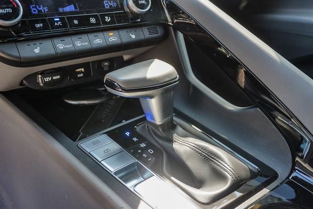 Certified 2025 Hyundai Elantra SEL FWD image 20