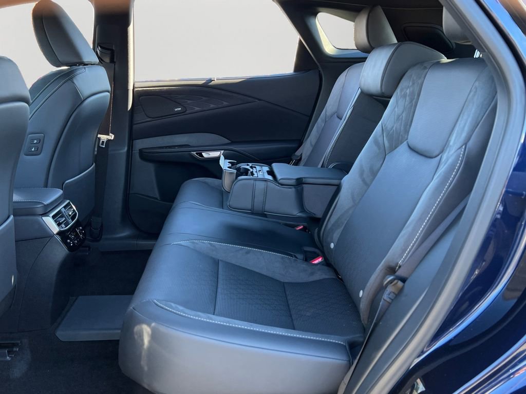 New 2026 Lexus RX 450h AWD image 8