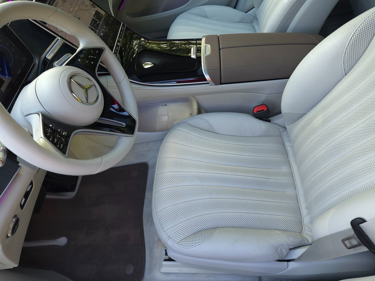 Used 2023 Mercedes-Benz EQS 450+ SUV image 11