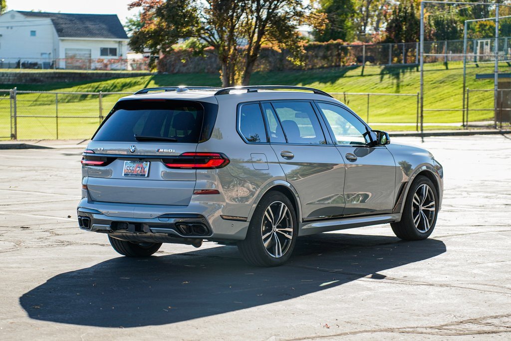Used 2025 BMW X7 M60i image 5