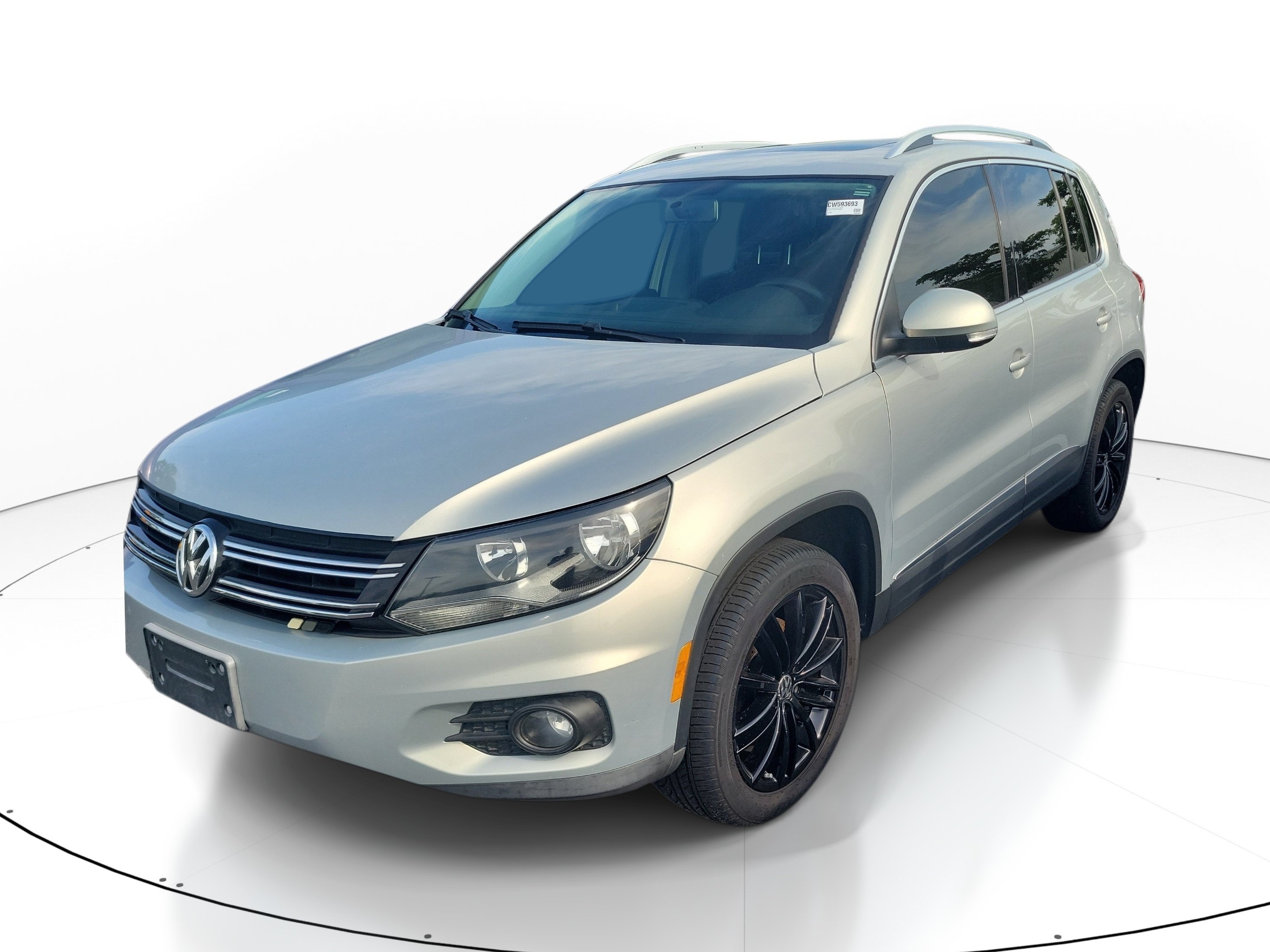 Used 2012 Volkswagen Tiguan S AWD/4WD image 3