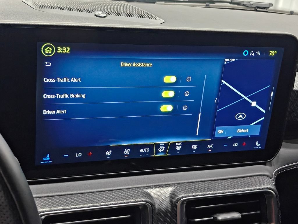Used 2025 Ford Mustang Premium RWD image 40