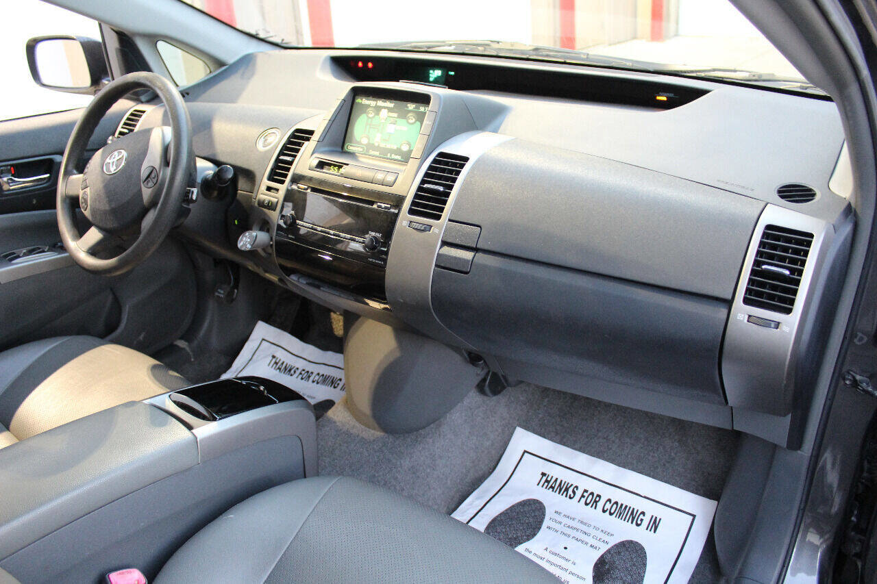 Used 2009 Toyota Prius Touring FWD image 22