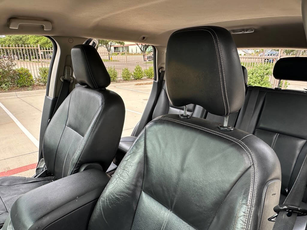 Used 2010 Ford Edge SEL FWD image 12