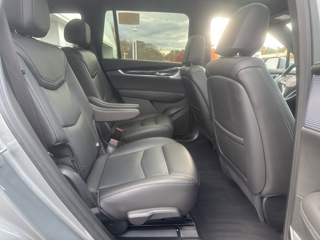 Certified 2025 Cadillac XT6 Premium Luxury image 21