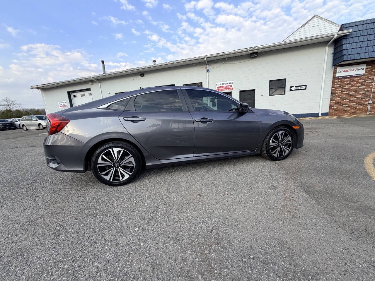 Used 2018 Honda Civic EX-L image 43