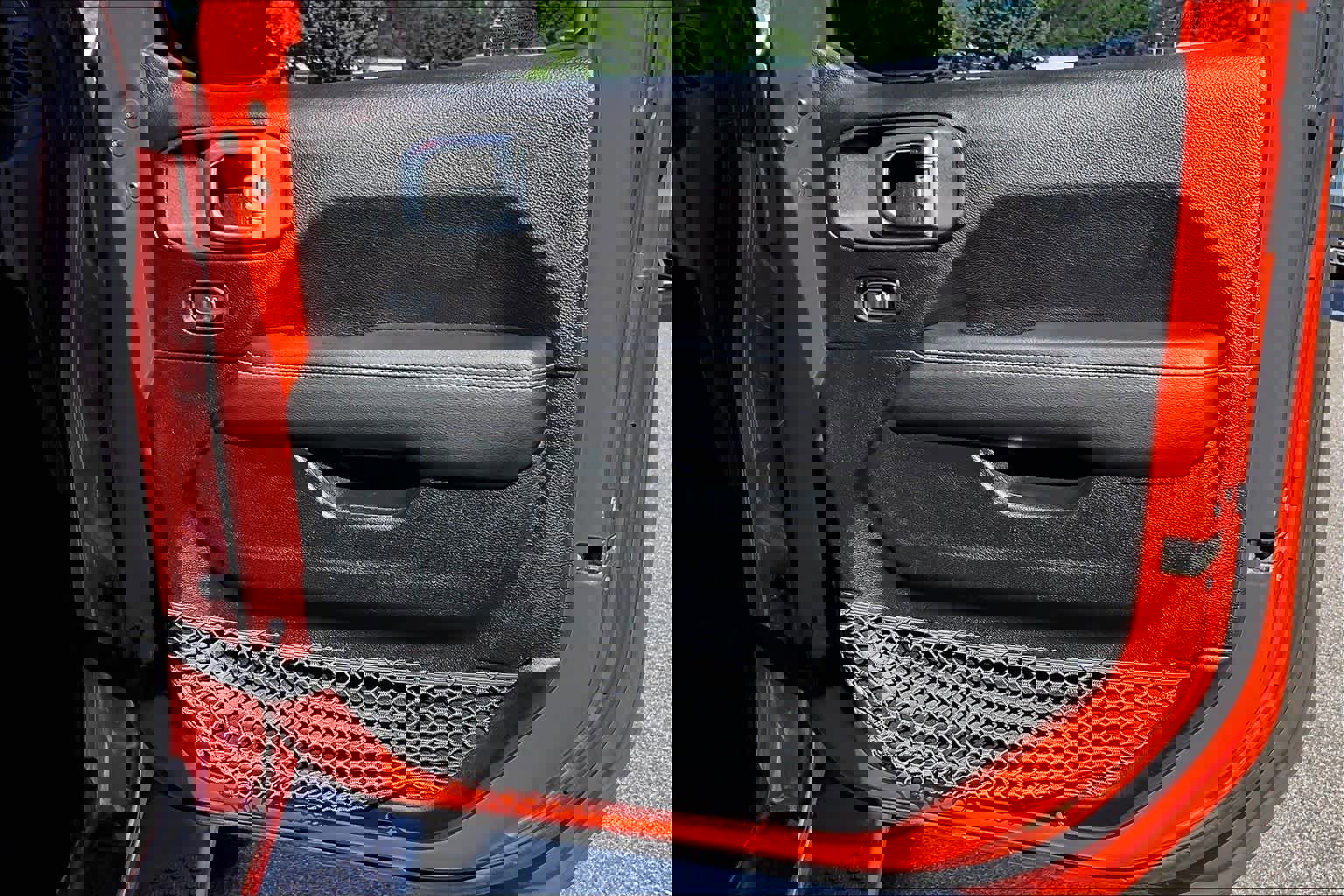 Used 2020 Jeep Wrangler Unlimited Sahara image 25