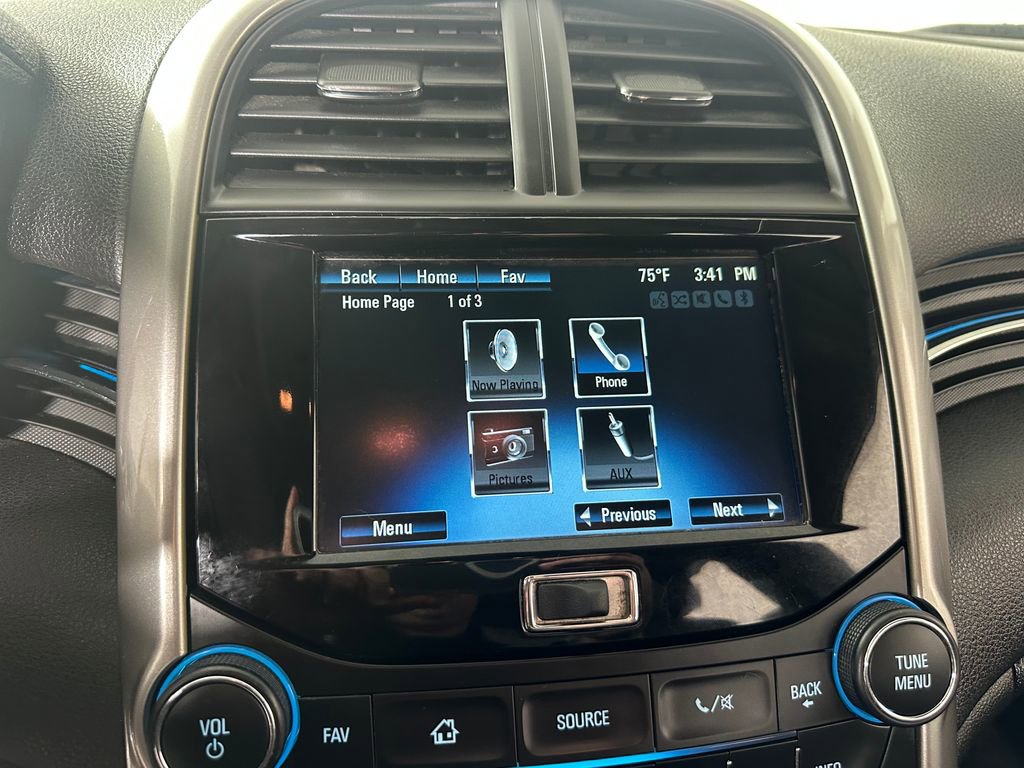 Used 2016 Chevrolet Malibu LTZ FWD image 25