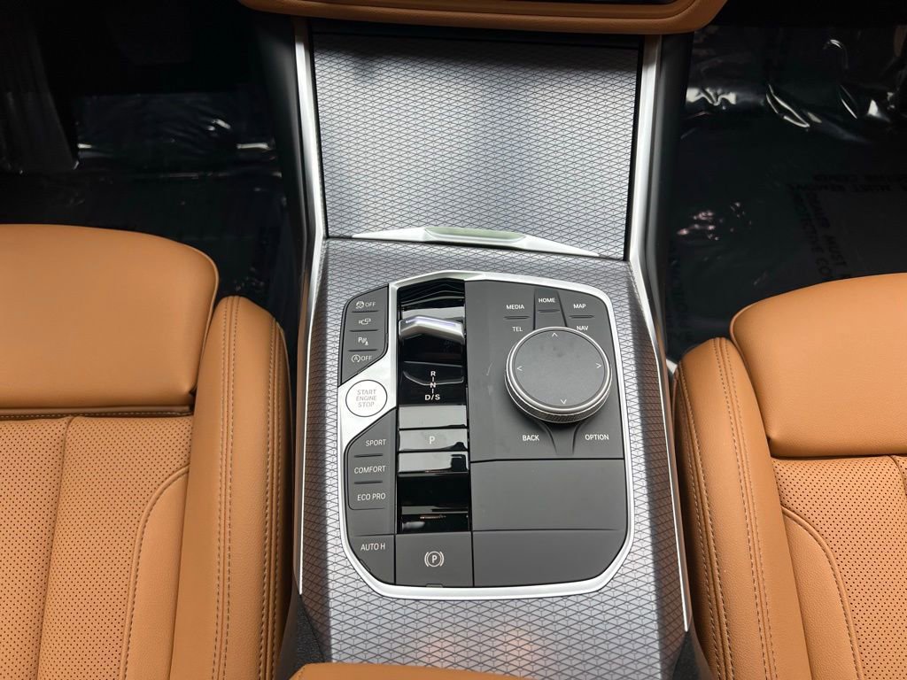 Used 2026 BMW 330i xDrive 330i xDrive w/ Premium Package image 11