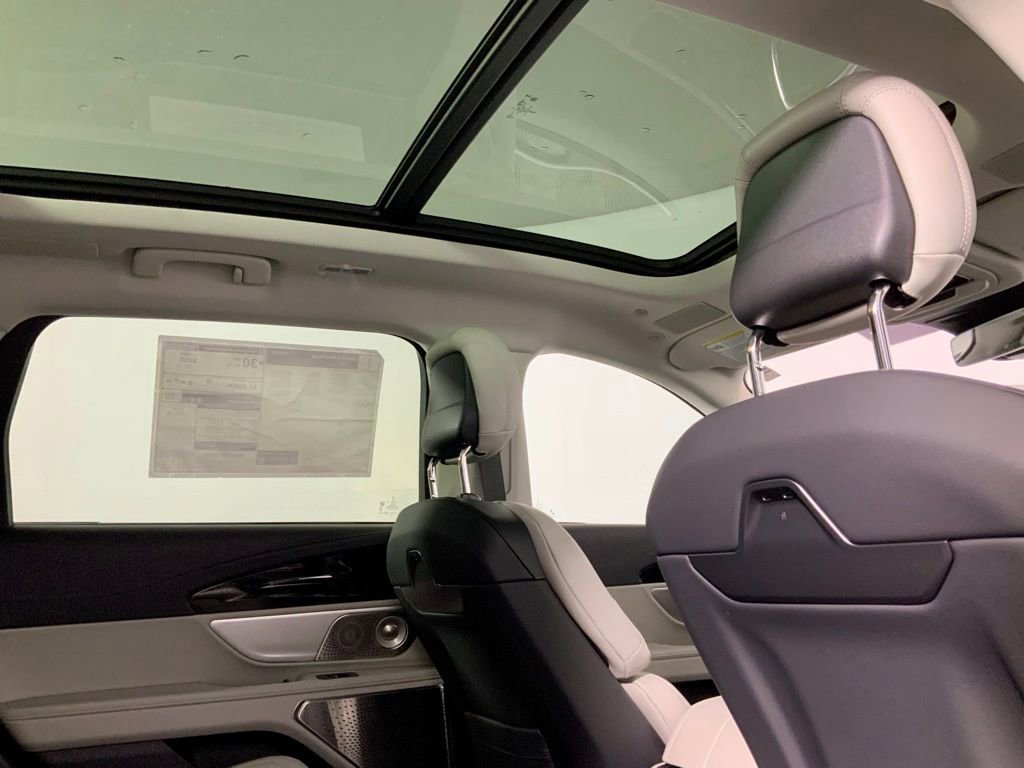 New 2026 Lincoln Nautilus Reserve image 2