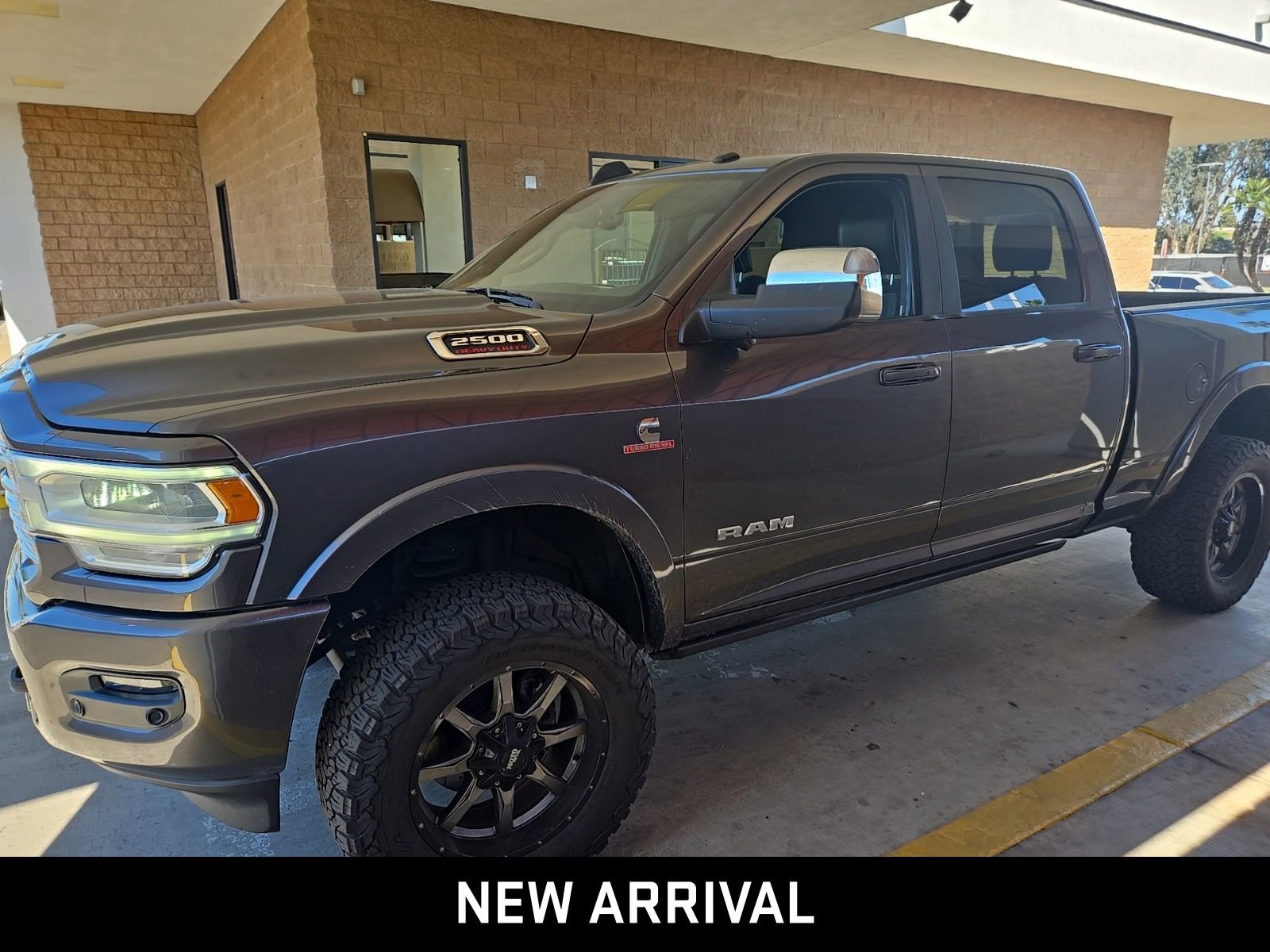 Used 2019 RAM 2500 Laramie image 2