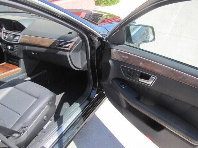 Used 2011 Mercedes-Benz E 350 Sedan image 10