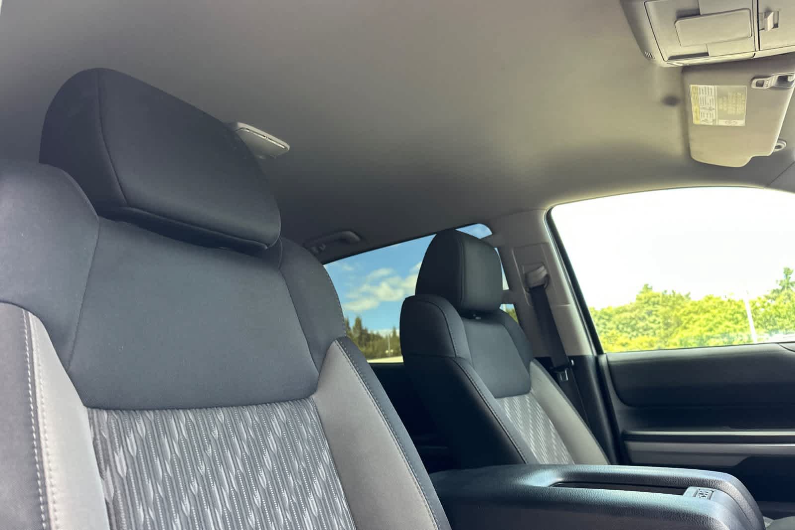 Used 2018 Toyota Tundra SR5 w/ SR5 Upgrade Package RWD image 16