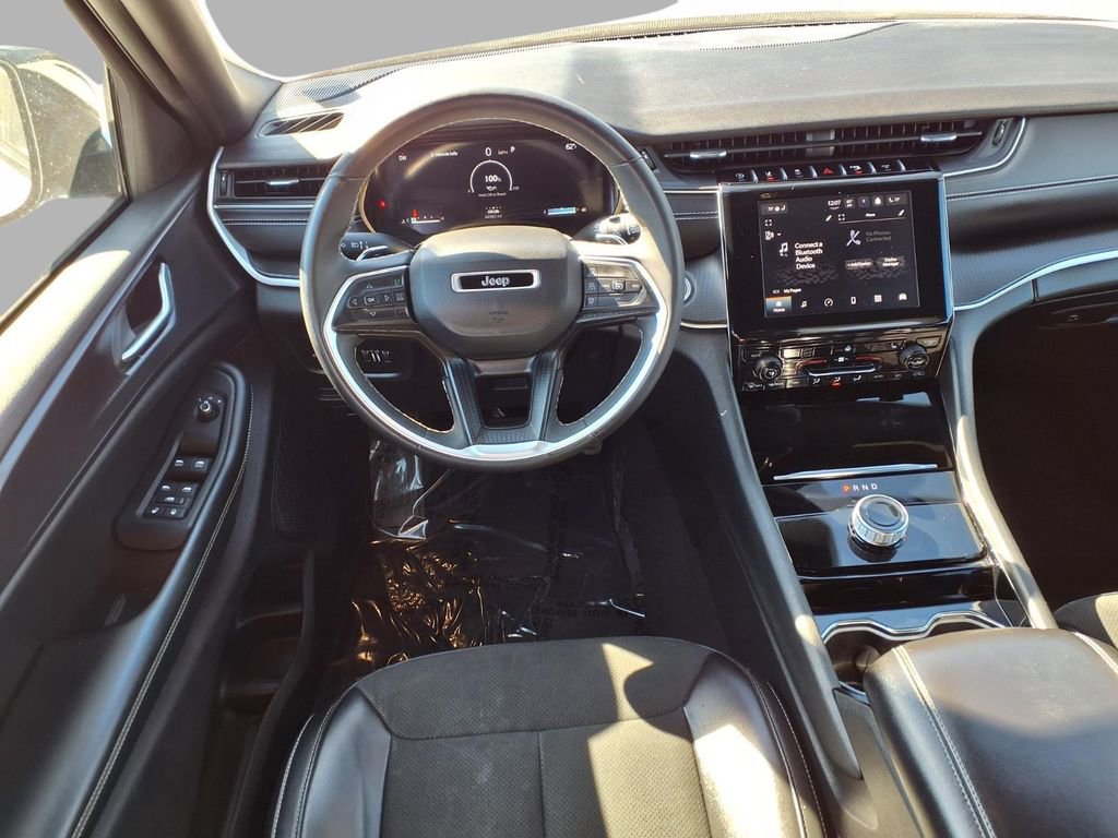 Certified 2023 Jeep Grand Cherokee L Laredo image 4