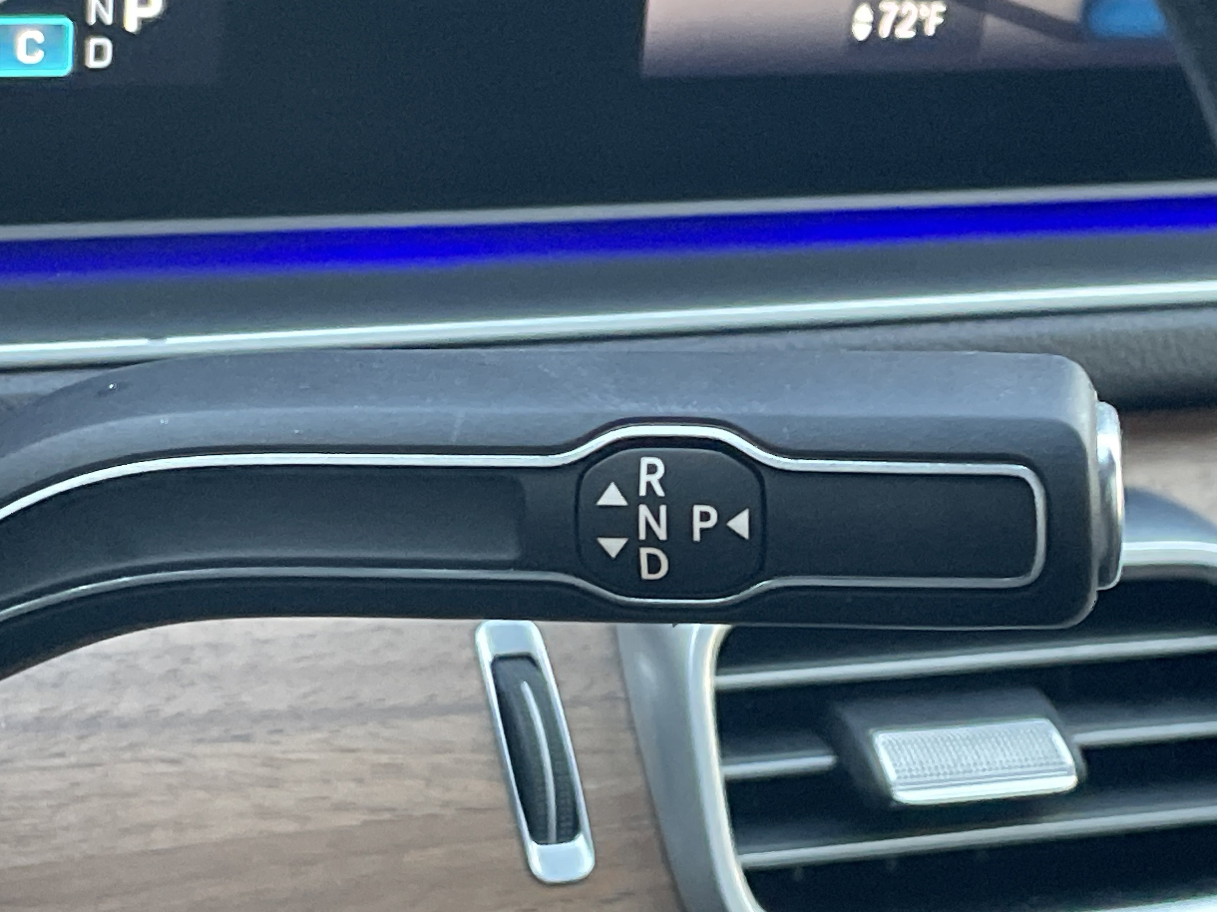 Certified 2025 Mercedes-Benz GLE 350 4MATIC image 28